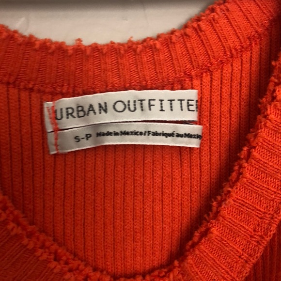 Cropped tank top - Picture 2 of 4